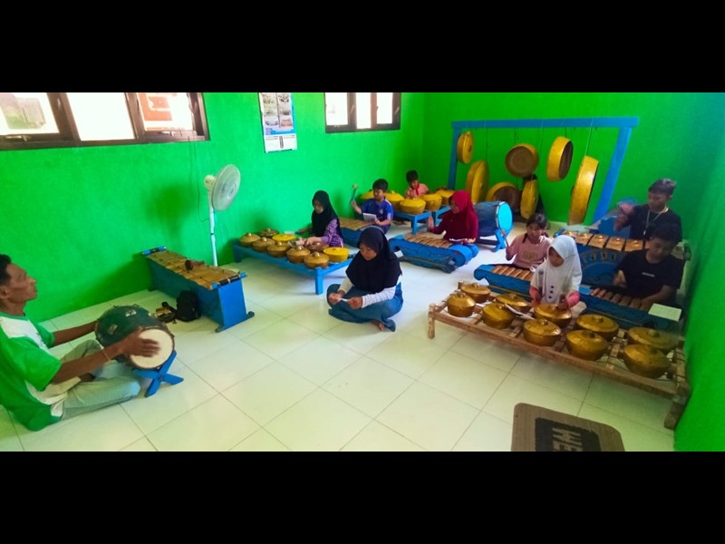 Ektsrakurikuler Gamelan